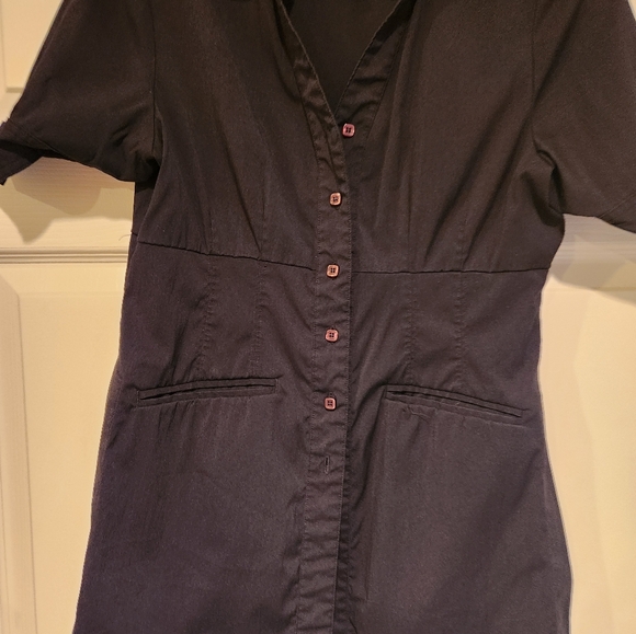 Spa uniform - Picture 2 of 5